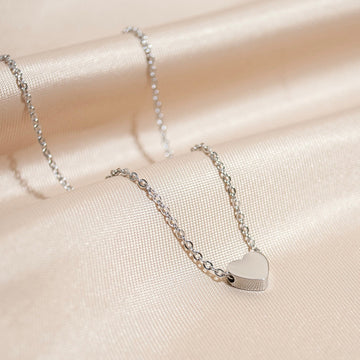 Tiny Heart Necklace in Gold & Silver, Simple Love Heart Necklace, Girlfriend Gift, Gift For Her, Anniversary Gift, Valentines Day Gift
