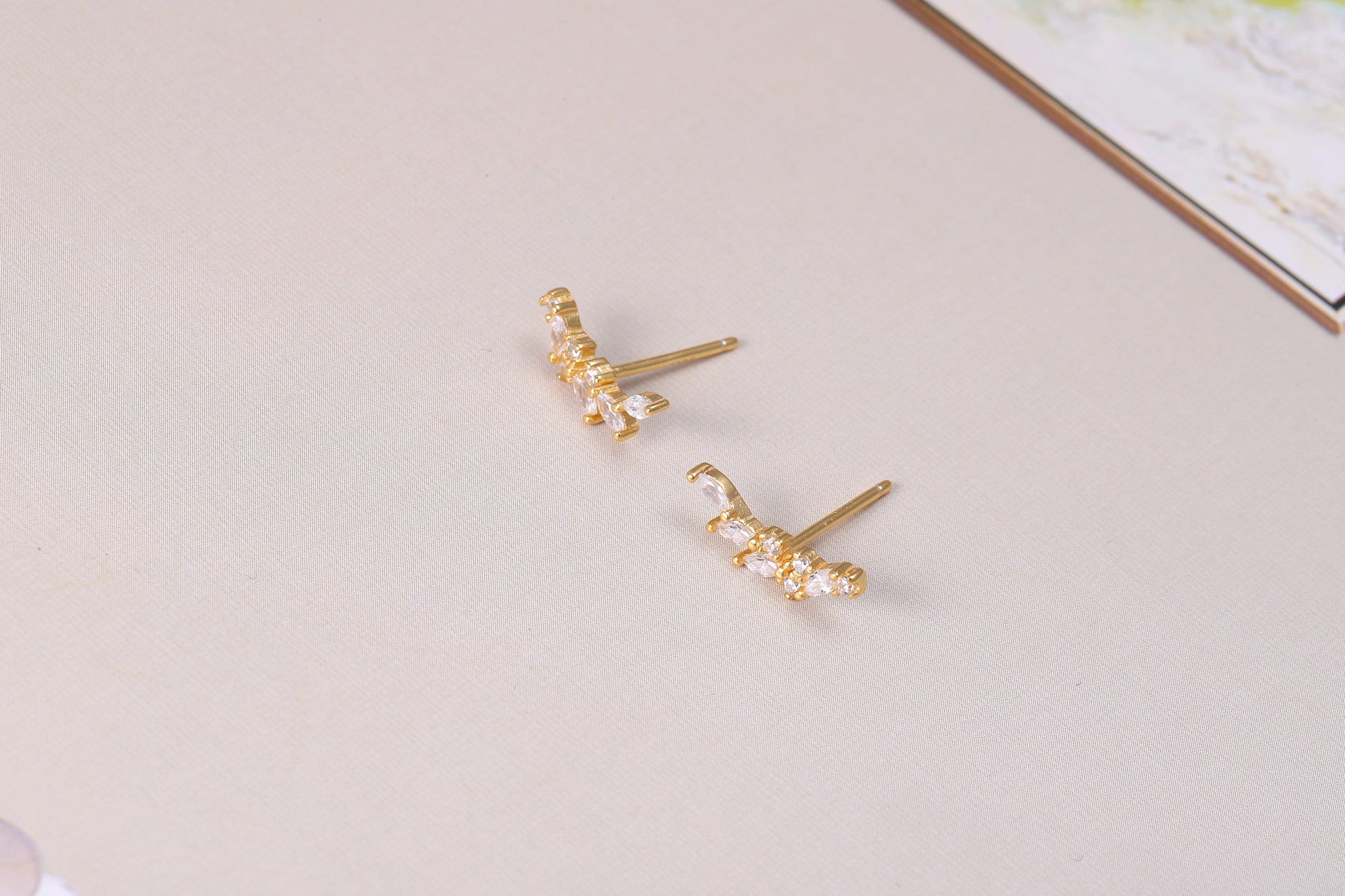 Sterling Silver Sparkling Leaf Stud Earrings with CZ Crystals - Available in Gold and Silver