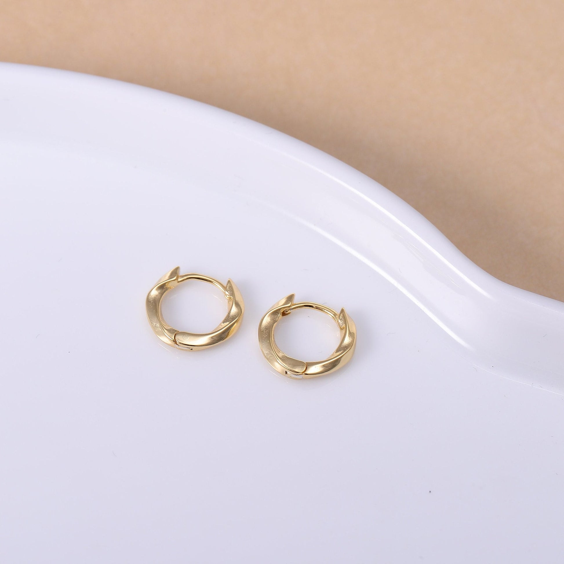 Gold Woven Twist Huggie Hoop Earrings in Gold or Silver, Sterling Silver 2 Piece Huggie Hoop Earrings, Statement Jewellery